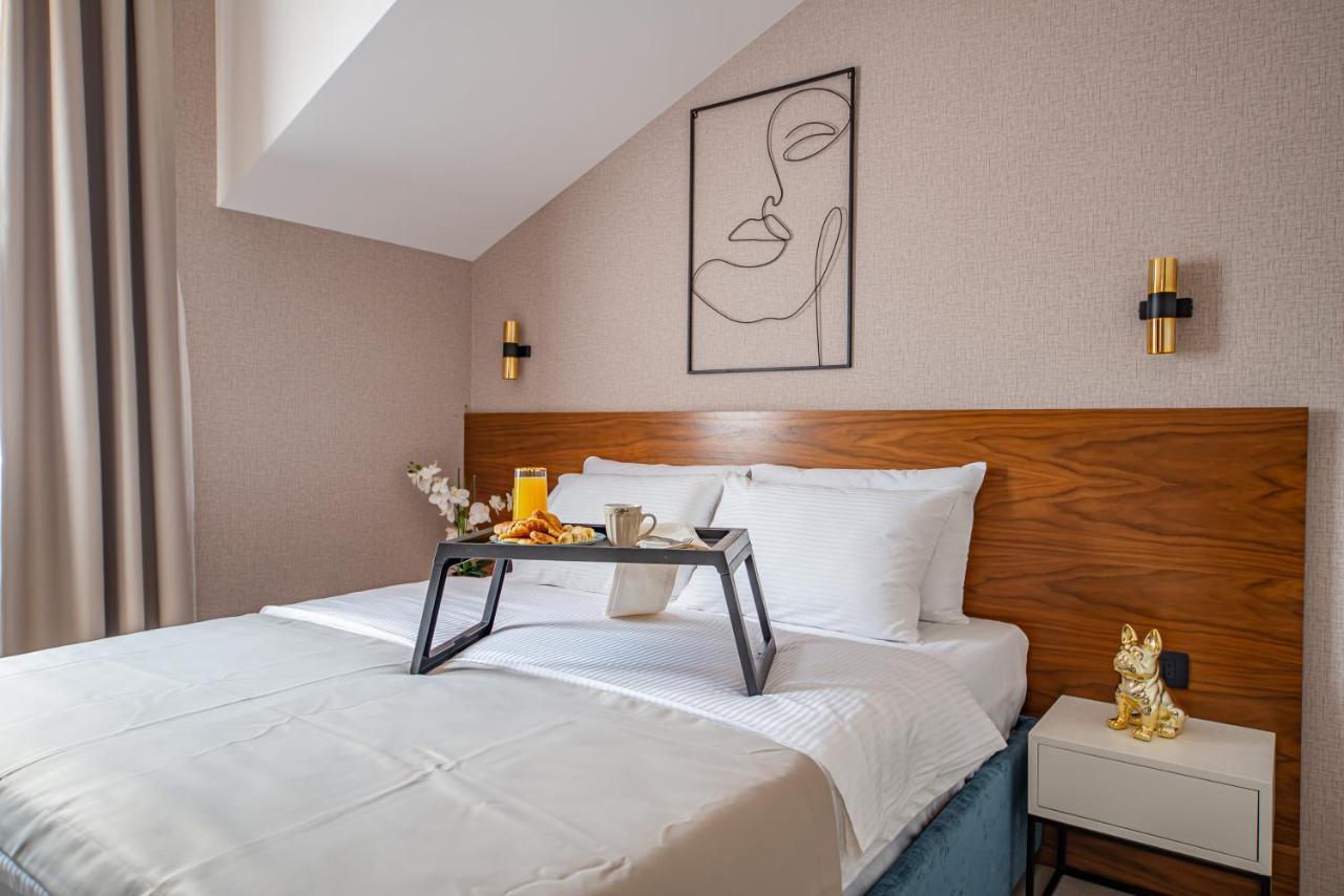 Enyana Luxury Suites Kotor Extérieur photo