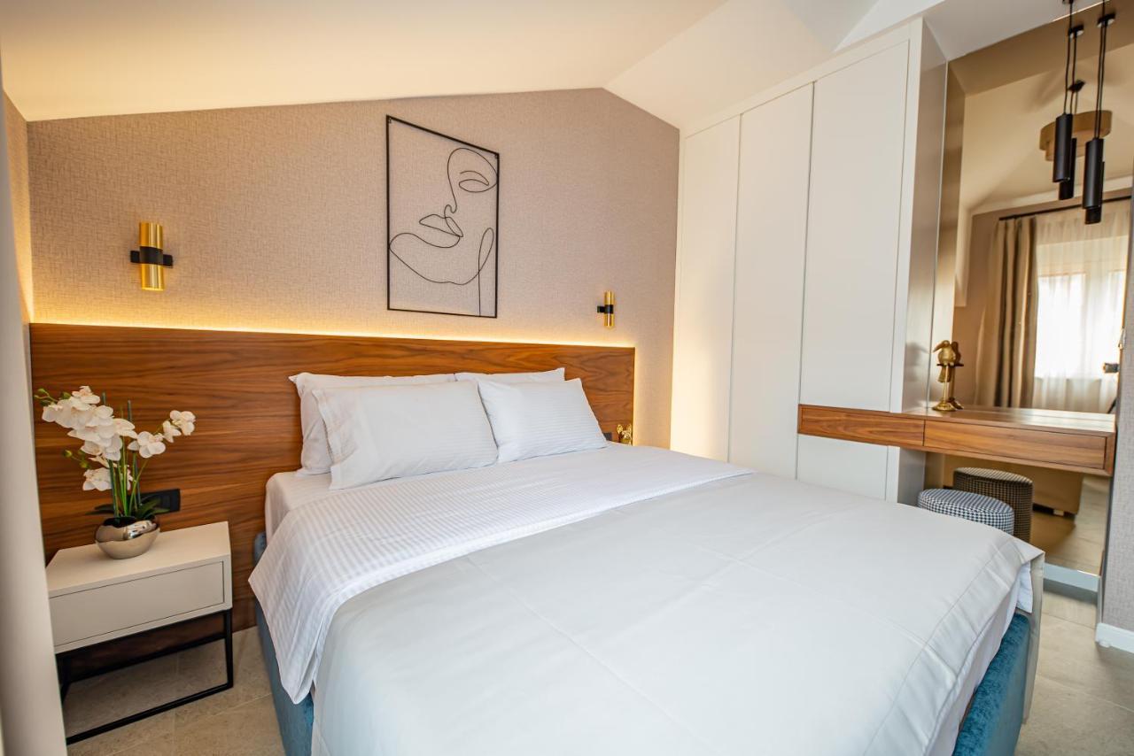 Enyana Luxury Suites Kotor Extérieur photo