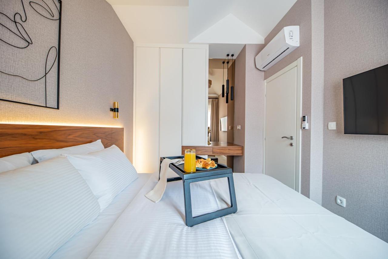 Enyana Luxury Suites Kotor Extérieur photo
